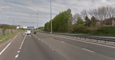 Man rushed to hospital after one-car smash in Glasgow sparks delays on M8 - www.dailyrecord.co.uk - Scotland