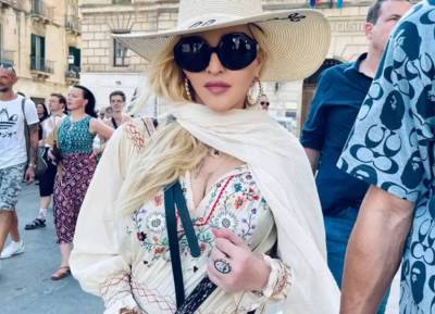Madonna continues birthday celebrations in Italy with number of extravagant outfits - evoke.ie - Italy