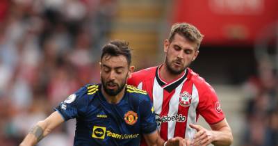 'Clear foul! - Manchester United fans furious following Bruno Fernandes incident vs Southampton - www.manchestereveningnews.co.uk - Manchester