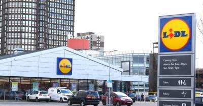 Woman in 'tears' after group of teens approach homeless man outside Lidl - www.manchestereveningnews.co.uk - county Lane
