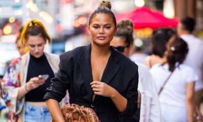 Chrissy Teigen admits she hasn’t fully processed the tragic loss of her baby - us.hola.com - New York