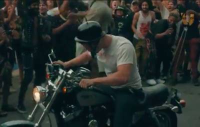Watch gig-goer on motorbike ride into moshpit at show in US - www.nme.com - USA - county Queens