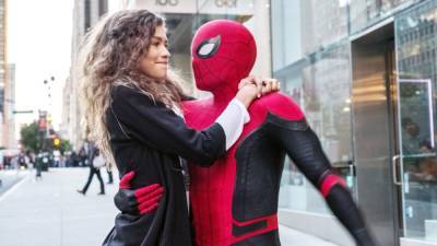 The New Spider-Man: No Way Home Trailer Is Here, and There's a Lot to Unpack - www.glamour.com