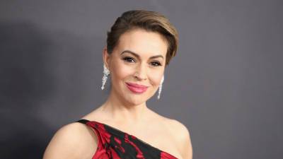 Alyssa Milano updates fans on her uncle's condition after heart attack led to scary car accident - www.foxnews.com - Los Angeles