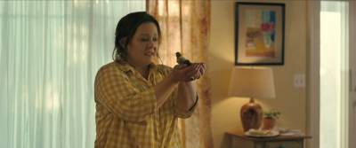 Melissa McCarthy Takes On A Feisty Bird In First Trailer For ‘The Starling’ - etcanada.com