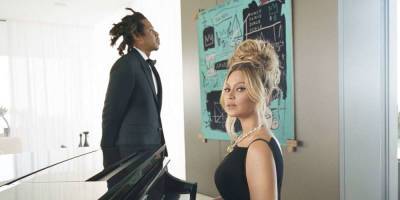 Beyoncé wears Tiffany diamond necklace worth $30 million (which has been seen on Lady Gaga and Audrey Hepburn) - www.msn.com - South Africa - county Newport - state Rhode Island