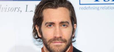 Jake Gyllenhaal to Star in Adaptation of Graphic Novel 'Oblivion Song' - www.justjared.com