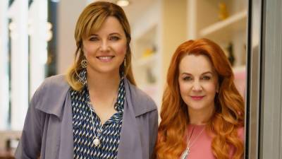Lucy Lawless on Reuniting With 'Xena' Co-Star Renee O’Connor on 'My Life Is Murder' (Exclusive) - www.etonline.com - New Zealand