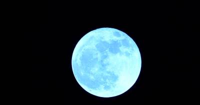 Struggling to sleep? The blue moon could be stopping you from getting a good night's kip - www.ok.co.uk
