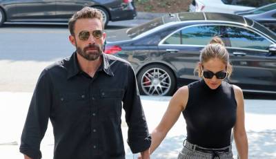 Ben Affleck & Jennifer Lopez Hold Hands During a Trip to the Mall - New Photos! - www.justjared.com - city Westfield - city Century