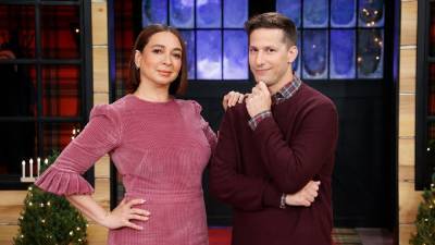 Maya Rudolph and Andy Samberg to Host New Holiday Baking Competition Series 'Baking It' - www.etonline.com