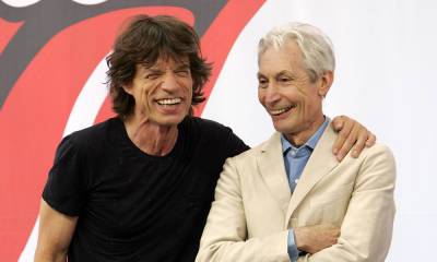 Mick Jagger's poignant tribute to Charlie Watts sparks huge reaction - hellomagazine.com