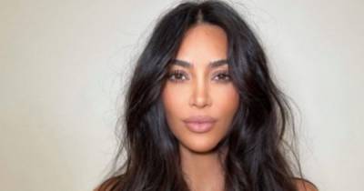 Kim Kardashian seeks help from plastic surgeon over complexion concerns - www.ok.co.uk