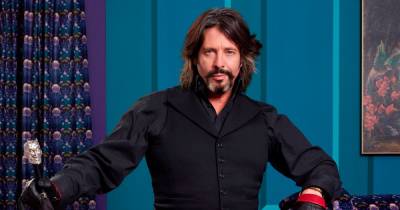 Changing Rooms’ Laurence Llewelyn-Bowen tried on his original leather trousers – and got stuck - www.ok.co.uk