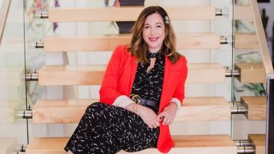Divorce Attorney Erin Levine Shares Tips for Ending a Relationship and the Former Celebrity Couple She Admires - www.etonline.com