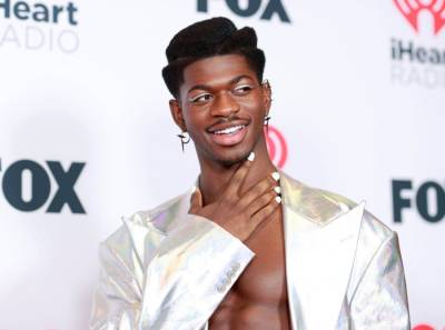 Lil Nas X Calls Out Double Standard When Tony Hawk’s Blood-Painted Skateboards Avoid The Controversy Of His Satan Shoes - etcanada.com