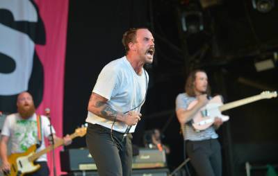 IDLES join ‘The Metallica Blacklist’ with ‘The God That Failed’ cover - www.nme.com - Britain