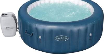 Amazon cuts hundreds off the price of a hot tub in End of Summer sale - www.manchestereveningnews.co.uk - Manchester