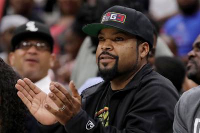 Ice Cube Tells Kevin Hart About Getting The ‘Acting Bug’ From ‘Boyz n The Hood’ - etcanada.com