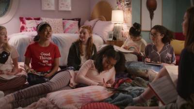 'The Baby-Sitters Club' Season 2 Sets Premiere Date: See First Photos - www.etonline.com - city Sanchez