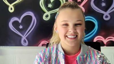 JoJo Siwa Talks Losing Her Bow for 'The J-Team' and Whether Her Trademark Look Will Ever Return (Exclusive) - www.etonline.com
