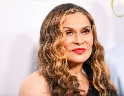 Tina Knowles Defends Daughter Beyoncé Amid $30M Tiffany ‘Blood Diamond’ Controversy - etcanada.com - South Africa - county Love
