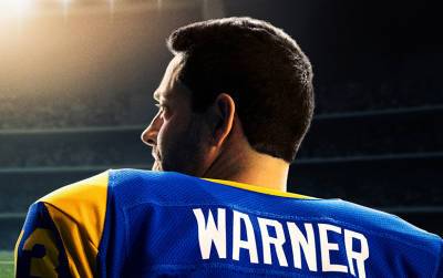 Zachary Levi - Anna Paquin - Kurt Warner - Zachary Levi's Movie 'American Underdog' Gets a Prime Release Date - See the Poster - justjared.com - USA