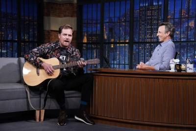 Michael Shannon Performs His ‘Armadillo Song’ For Seth Meyers - etcanada.com