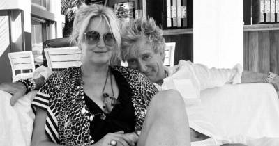Rod Stewart and Penny Lancaster share cosy snap on sun-soaked trip to Cannes - www.dailyrecord.co.uk - France