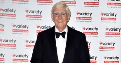 Sir Michael Parkinson reveals what dad told him to do to Muhammad Ali - www.msn.com