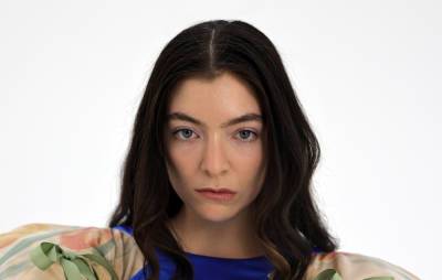Lorde discusses Robyn’s cameo on her new album ‘Solar Power’ - www.nme.com - Sweden