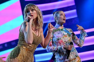 Taylor Swift Sings Praises Of Halsey’s New Album, ‘I’m Blown Away’ - etcanada.com