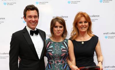 Sarah Ferguson Defends Son-In-Law Jack Brooksbank After He’s Spotted Hanging Out With Bikini-Clad Women On Boat In Italy - etcanada.com - Italy