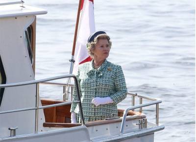 Double take! Imelda Staunton gives Queen Elizabeth a run for her money as she films The Crown in Scotland - evoke.ie - Scotland