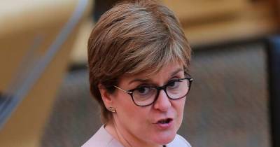 Nicola Sturgeon says schools must keep facemasks and social distancing in new term - www.dailyrecord.co.uk - Scotland