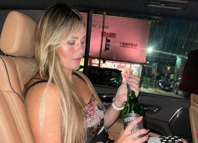 Dee Devlin breaks out Conor McGregor’s whiskey during date night in €1,950 dress - evoke.ie - city Abu Dhabi