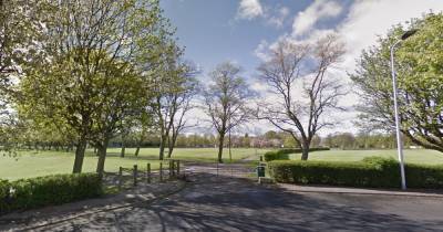 Manhunt launched after 'group of girls' attacked in Falkirk park - www.dailyrecord.co.uk