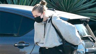 Shiloh Jolie-Pitt, 15, Goes For A Casual Look In Sweats While Heading To A Dance Studio — Photo - hollywoodlife.com - California - city Studio, state California