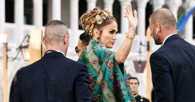 Jennifer Lopez Was a Regal Vision at the Dolce & Gabbana Show — But Fans Spotted a Wardrobe Malfunction - www.usmagazine.com - Italy