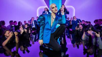 ‘Everybody’s Talking About Jamie’ Review: Groundbreaking Musical Fetes a Teen Drag Queen’s Coming Out - variety.com