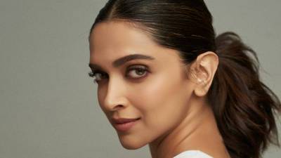 Bollywood Actress Deepika Padukone To Star In STXfilms & Temple Hill Cross-Cultural Romantic Comedy - deadline.com - India