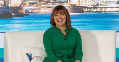 Lorraine Kelly hits out with sweary rant at husband and wife elephant hunters - www.dailyrecord.co.uk - USA