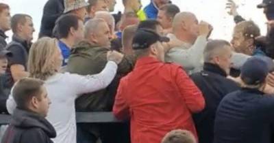 Robbie Savage pictured breaking up fight at Macclesfield FC game as police launch full investigation - www.manchestereveningnews.co.uk