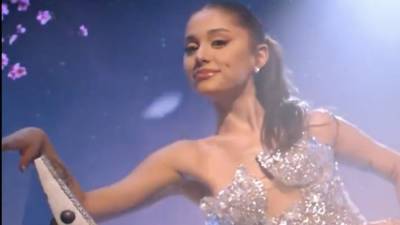 Ariana Grande Makes Her Coaching Debut on 'The Voice' in New Trailer -- Watch! - www.etonline.com
