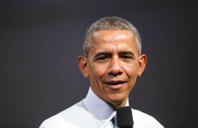 Barack Obama Scales Back Plans For 60th Birthday Bash Because Of Concerns Over Covid-19 Surge - deadline.com