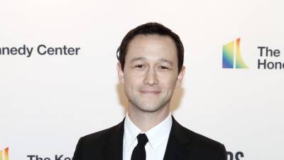 Joseph Gordon-Levitt Reflects on '3rd Rock From the Sun,' Says It Helped Him Pay for College (Exclusive) - www.etonline.com