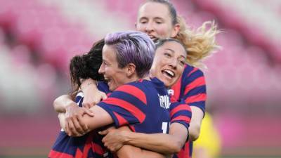 U.S. Women's Soccer Team Win Bronze Medal After Beating Australia in Tokyo Olympics - www.etonline.com - Australia - USA - Canada