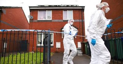 Quiet corner of Tameside town in shock as murder investigation launched after man knifed - www.manchestereveningnews.co.uk