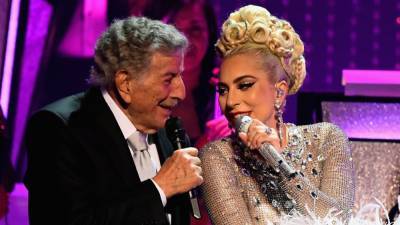 Inside Tony Bennett's Final Performance With Lady Gaga - www.etonline.com - county Hall - county York