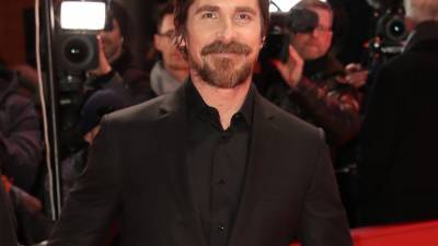 Christian Bale's 'Thor: Love and Thunder' Villain Revealed in On-Set Pics - www.etonline.com